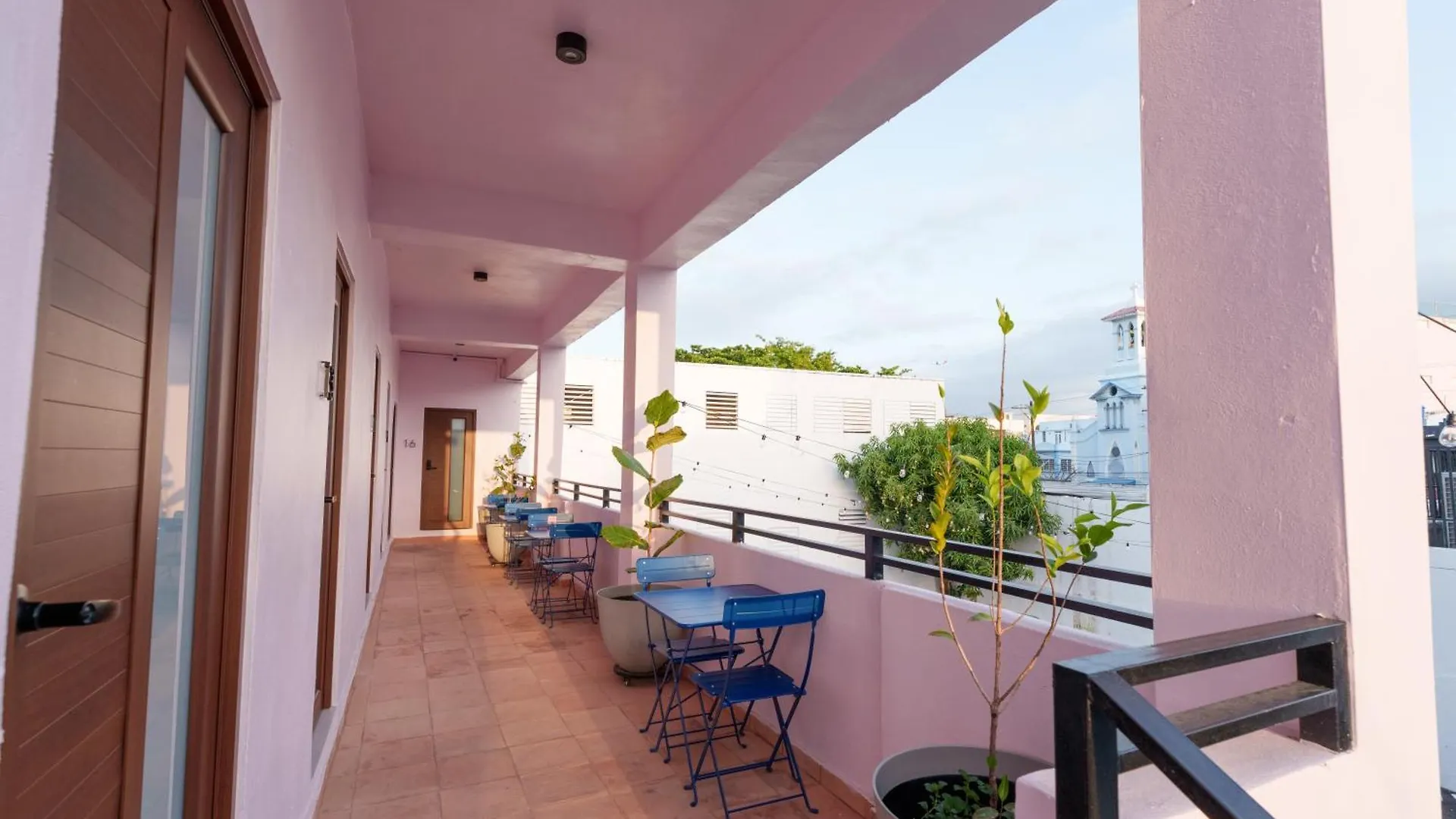 Hotel Room 14 Chill City Veranda Near Miramar San Juan