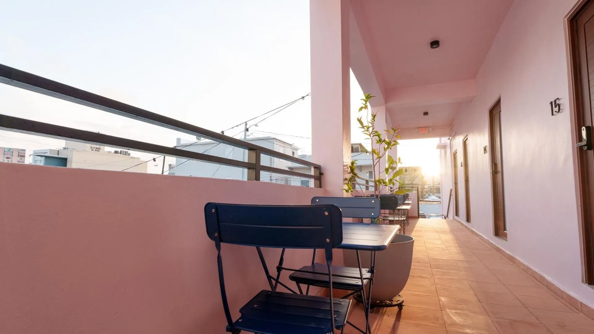 Room 14 Chill City Veranda Near Miramar San Juan Puerto Rico